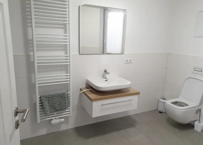 Unterhalb Der Heidecksburg