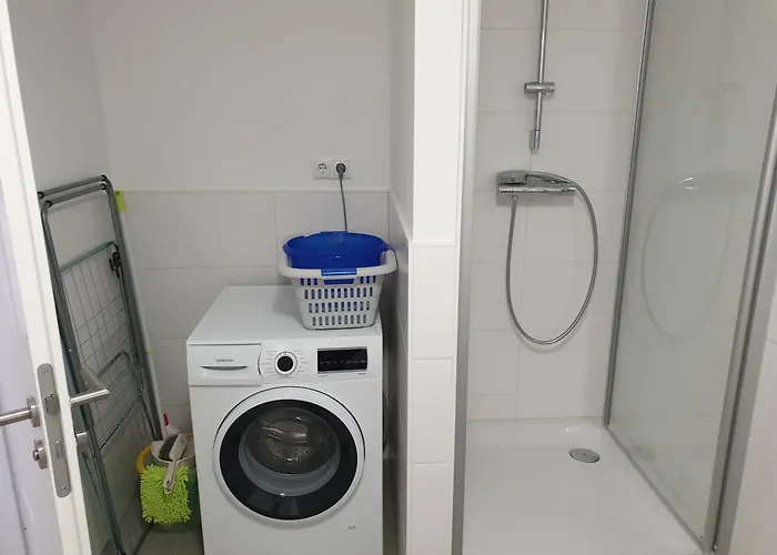 Unterhalb Der Heidecksburg *